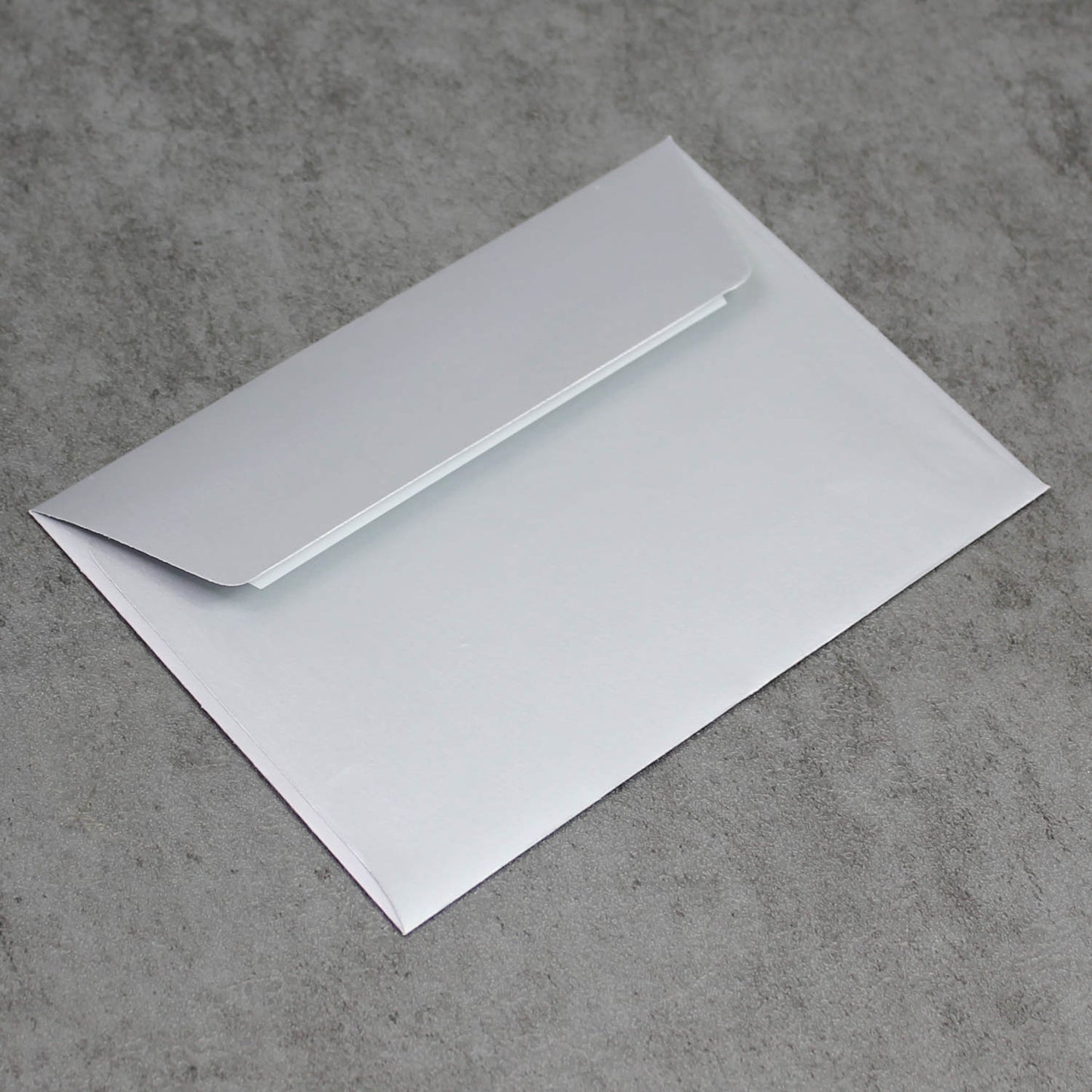 C6 114x162mm Silver Peel & Seal Envelopes (None Window)